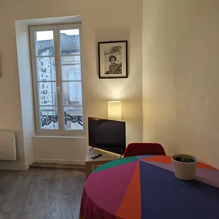 Studio - Centre A Pied - Acces Facile אנגולם