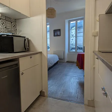 דירה Studio - Centre A Pied - Acces Facile *